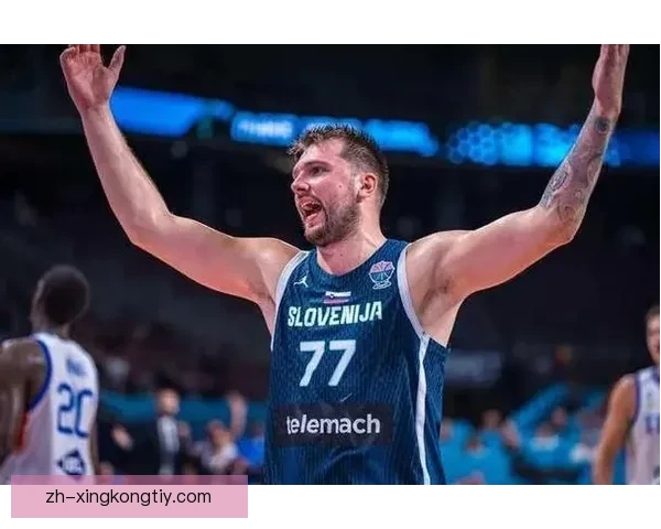 东契奇票王三百四十万文班险胜