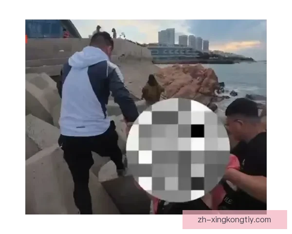 拙劣玻璃人夸西22分钟伤四次