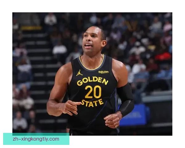 勇士八人得分上双大胜灰熊 霍福德里程碑